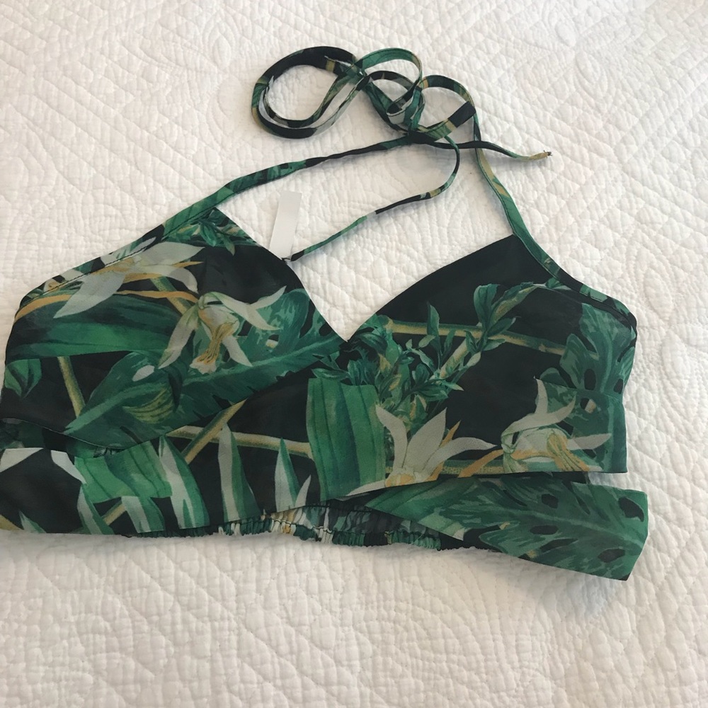 Never worn crop top